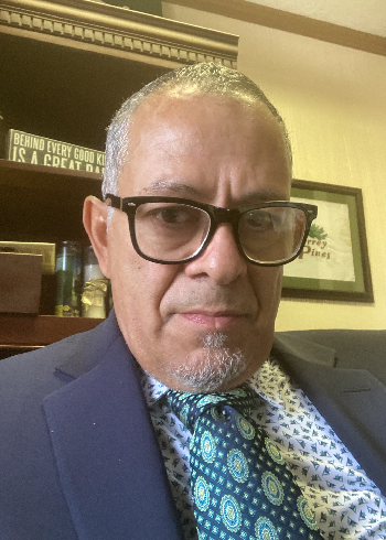 Headshot Luis Gutierrez